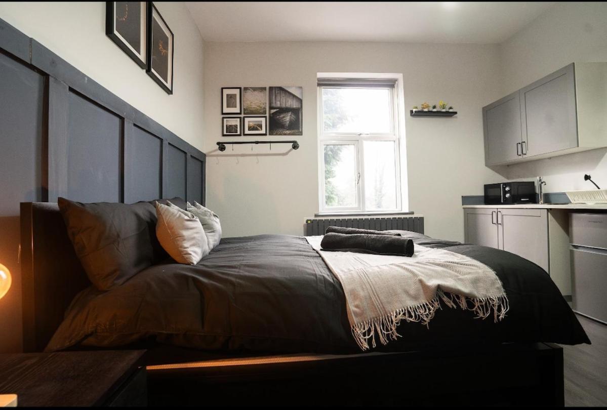 The Bright Moseley Retreat Apartment Бирмингам Екстериор снимка