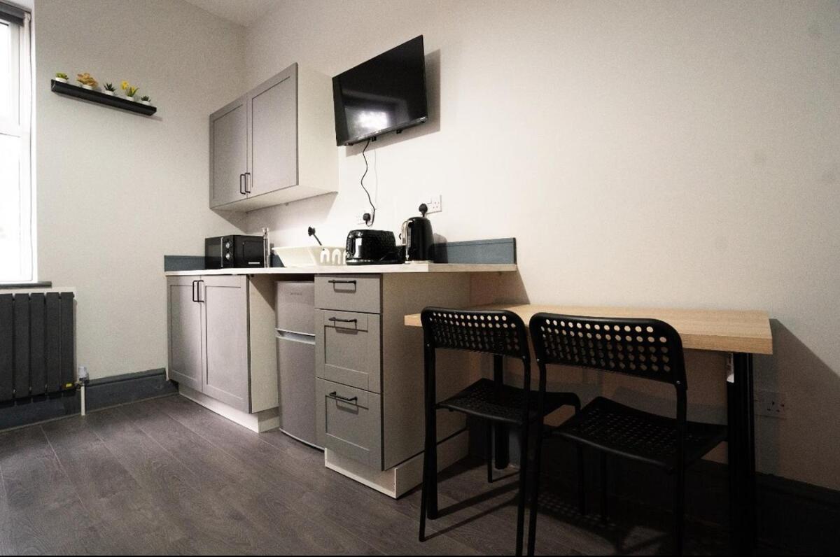 The Bright Moseley Retreat Apartment Бирмингам Екстериор снимка